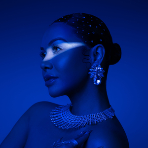 Intro/Chiquis/DIAMANTES VVS1