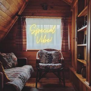 Special vibe!
