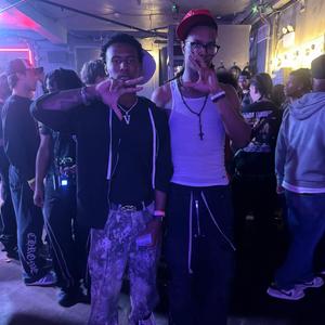 Drowning (feat. Trizzianna)