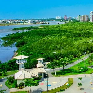 No Calçadão da Treze