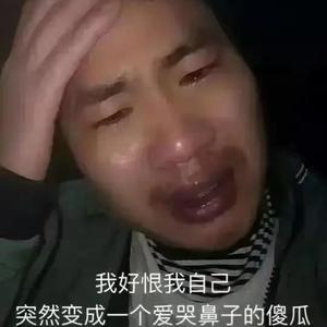 动了情的修车工连扳手都拿不稳