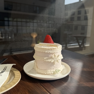 满树繁花皆带痂