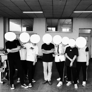 当时的感情支离破碎，就像现在的我一样