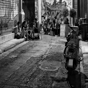 Να τραγουδάς