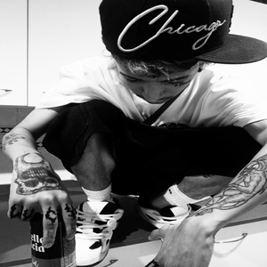 me duele estar sobrio cada vez que me despiert8