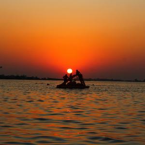 gangsterchick ++ grainy ambient