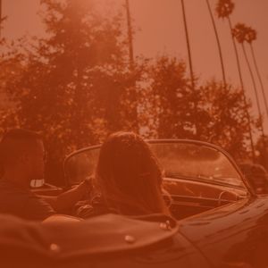 柔和的开车上班时刻