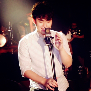 呼吸决定（吉他男声版）（Cover Fine乐团）