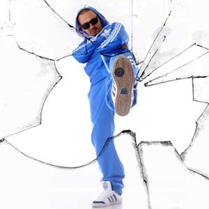 Cine Oare (feat. Nico)