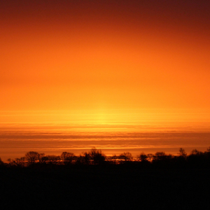 깊은 호수에 잠긴 달 (꿈의 수면)