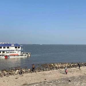 我像是海里面的一粒灰尘