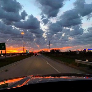 再次遇见时，你不再单纯，我不在幼稚