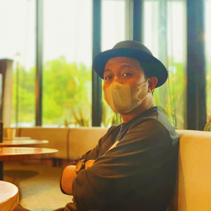 Bertepuk Sebelah Hati