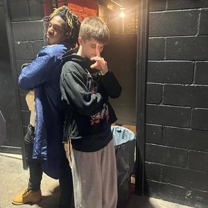 Whole crowd hot (feat. Kell)