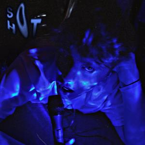 ICON! (feat. Sc4rlet Lux)