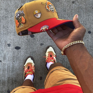 Caps