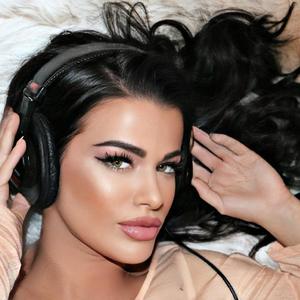 Eyes Closed (feat. Quill)