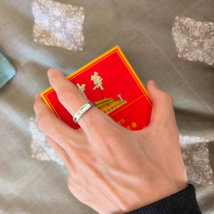 歌唱手中的烟酒