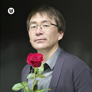 Гүл сыйлайық әйелге