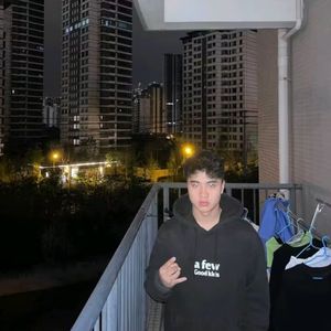 Lov grandma(给奶奶的歌）