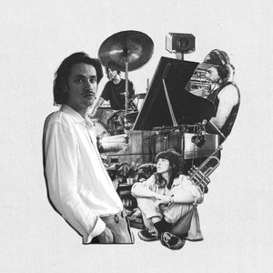 Middle Of Everything (Live at Funkhaus, Berlin)