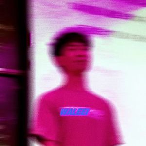 红色帽檐