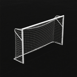 LE PEGUE AL TRAVESAÑO