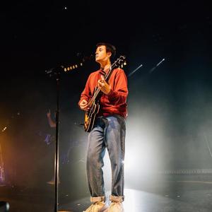 你的目光.(Cover:Alec Benjamin)