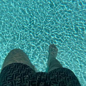 Cappuccino In Milano (feat. Elon Musk & 369.369.369.369 Milliarden Euros)