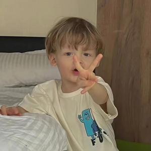 不知不觉的许欢