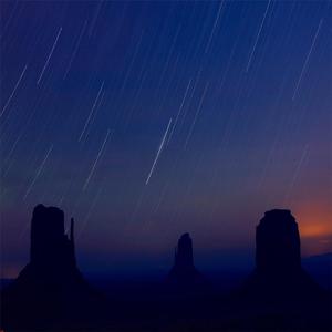 林间（舒缓钢琴曲）