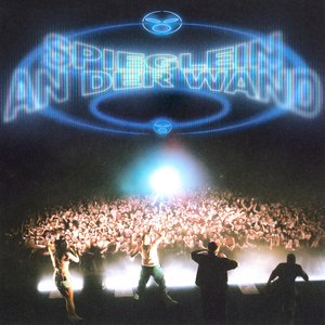 SPIEGLEIN AN DER WAND