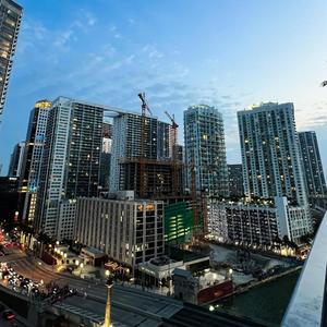 ALXNE (feat. CHILL GOD & JEFE LAFLARE)