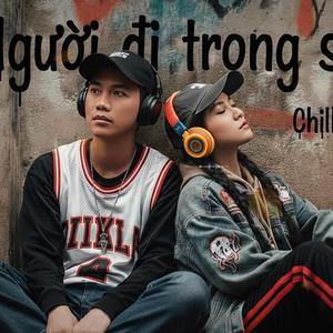 Người Đi Trong Sương