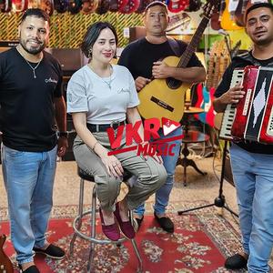 Entre Amigos y Chamame / Enseñame a Olvidar / Te he Prometido / Demasiado Tarde / Mi Cabo Ciervo / Ingrata / Fragmento Kilometro 11 (Medley) (Pueblo de los artistas)