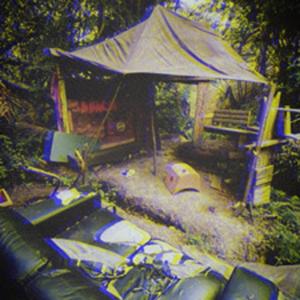 i can't hold on, but i don't want to let go.