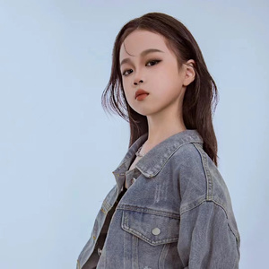 唐瑾琳《童心唱给党来听》