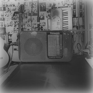 Approx. AM 700 - 800