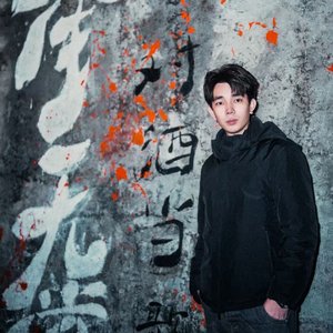 刻在我心底的名字（原唱:卢广仲）