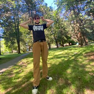 packrunnersweatpants! (feat. arpsweatpants)