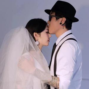 Feel This Moment ( My Wedding Song )