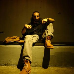 Shenc Imas Xedav Rasac Me - შენც იმას ხედავ რასაც მე