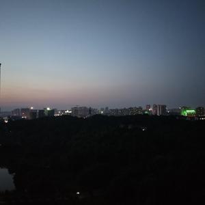 不浪漫更像是遗憾