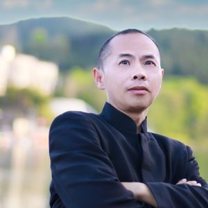 想问情深有几许