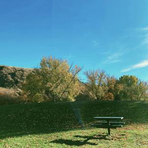 GÜDS (feat. Naczyyy & Rhon)