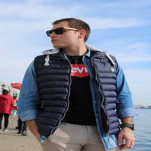 Meine Mazi Moy