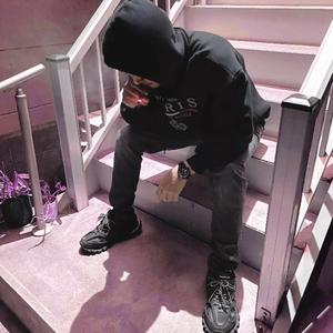 Givenchy (feat. Top$ide)