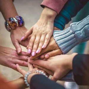 বন্ধুরও বন্ধু আছে