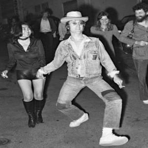 Groovy (feat. Dooka Doncic)