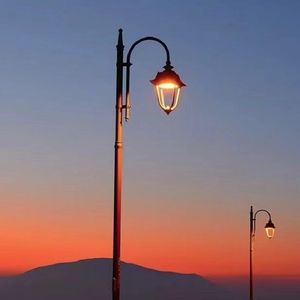 回家的灯还在亮着